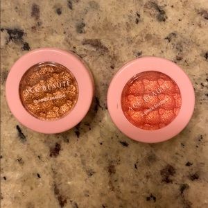 Single eyeshadows